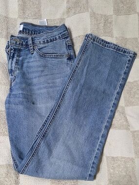 Levis Straight-Leg Jeans